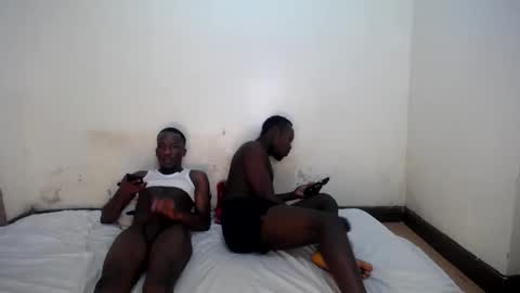 Snapshot of trisboo5 chatting on January 19, 2025, 9:02 pm Trisboo5 online show from January 19, 2025, 9:02 pm