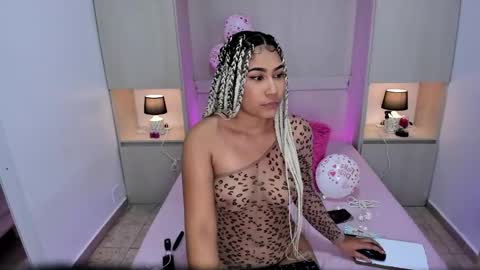 Snapshot of trishamoon chatting on February 15, 2025, 4:14 am TRISHA online show from February 15, 2025, 4:14 am