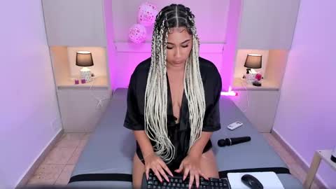 Snapshot of trishamoon chatting on February 15, 2025, 10:22 am TRISHA online show from February 15, 2025, 10:22 am