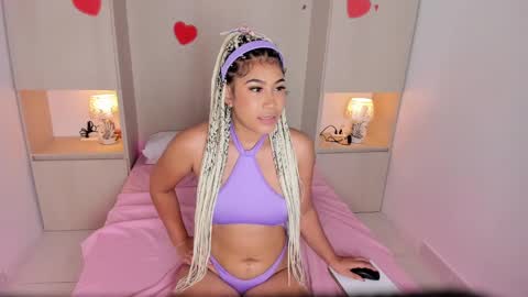 Snapshot of trishamoon chatting on February 18, 2025, 4:04 am TRISHA online show from February 18, 2025, 4:04 am