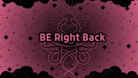 Snapshot of trixxiee_ chatting on February 3, 2025, 10:32 pm trixxiee_ online show from February 3, 2025, 10:32 pm