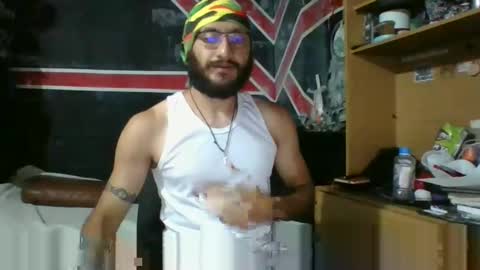 Snapshot of trizquelmen chatting on December 21, 2024, 1:58 am Andrew online show from December 21, 2024, 1:58 am