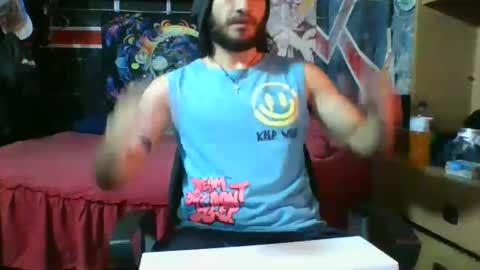 Snapshot of trizquelmen chatting on October 3, 2025, 5:32 pm Andrew online show from October 3, 2025, 5:32 pm