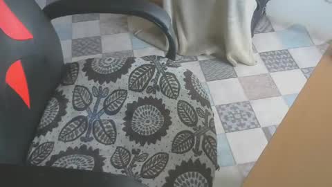 Snapshot of trololle3 chatting on March 7, 2025, 1:07 pm trololle3 online show from March 7, 2025, 1:07 pm