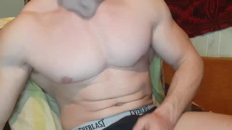 Snapshot of troncq chatting on January 5, 2025, 3:13 pm Troncq online show from January 5, 2025, 3:13 pm