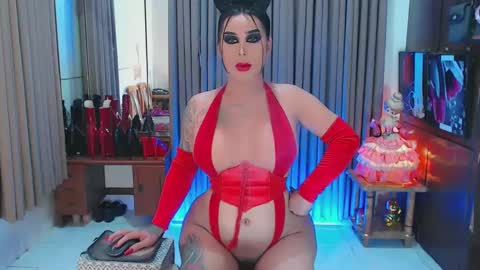 Snapshot of tsbubblebutt chatting on January 7, 2025, 5:12 am Tsbubblebutt online show from January 7, 2025, 5:12 am