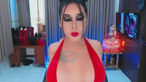 Snapshot of tsbubblebutt chatting on February 8, 2025, 6:01 am Tsbubblebutt online show from February 8, 2025, 6:01 am