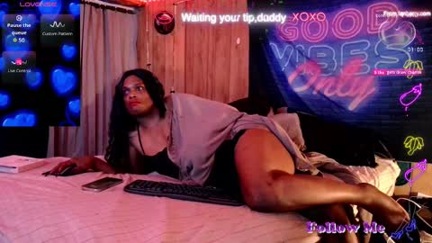 Snapshot of tsnitra chatting on September 23, 2025, 11:13 am TsNitra online show from September 23, 2025, 11:13 am