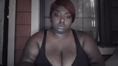 Snapshot of tsunamiiibee chatting on October 9, 2025, 1:09 pm tsunamiiibee online show from October 9, 2025, 1:09 pm