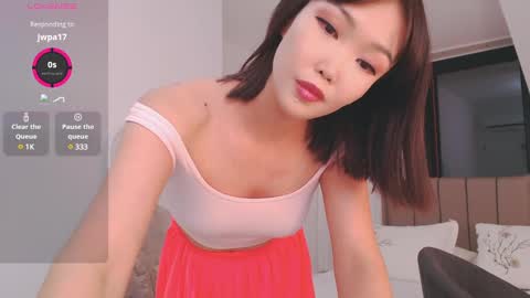 Snapshot of tumilio chatting on December 17, 2024, 4:00 pm TumiLio online show from December 17, 2024, 4:00 pm