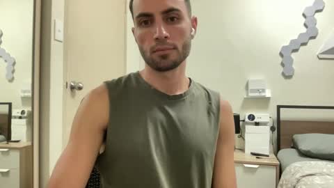 Snapshot of twikboy chatting on February 23, 2025, 12:05 pm Twinkboy online show from February 23, 2025, 12:05 pm