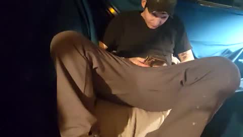 Snapshot of twistedblizzy chatting on January 6, 2025, 8:18 pm TwistedBlizzy online show from January 6, 2025, 8:18 pm