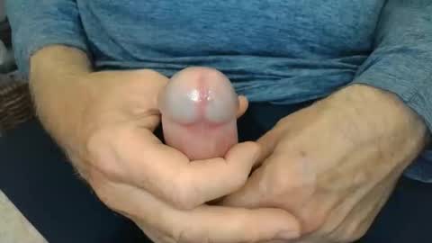 Snapshot of txpussyhound chatting on October 19, 2025, 7:03 pm txpussyhound online show from October 19, 2025, 7:03 pm