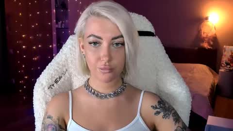 Snapshot of tykioty_miley chatting on February 12, 2025, 6:30 pm Miley online show from February 12, 2025, 6:30 pm