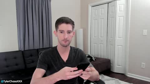 Snapshot of tylerchasexxx chatting on January 23, 2025, 11:36 pm Tyler Chase online show from January 23, 2025, 11:36 pm