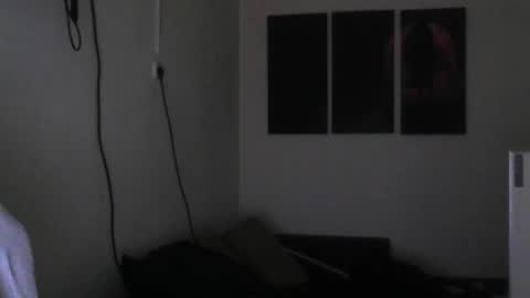 Snapshot of ucloudd chatting on February 26, 2025, 9:32 am ucloudd online show from February 26, 2025, 9:32 am