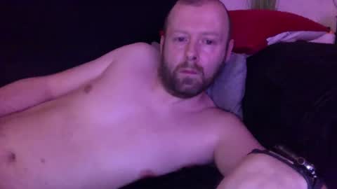 Snapshot of ukmatty3 chatting on December 30, 2024, 1:48 am ukmatty3 online show from December 30, 2024, 1:48 am