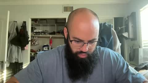 Snapshot of uncutbeard129840 chatting on September 20, 2025, 12:11 am uncutbeard129840 online show from September 20, 2025, 12:11 am