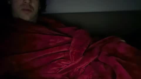 Snapshot of universalstudihoes chatting on February 16, 2025, 11:16 am universalstudihoes online show from February 16, 2025, 11:16 am