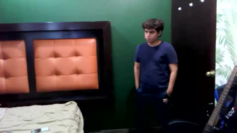 Snapshot of unlimitedfantasy chatting on November 2, 2025, 9:06 pm Thiago online show from November 2, 2025, 9:06 pm