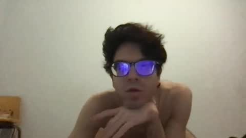 Snapshot of upsetboy chatting on December 22, 2024, 2:06 am deaf mute boy online show from December 22, 2024, 2:06 am