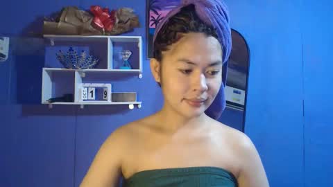 Ms. A lets go pass or pvt show online show from October 19, 2025, 10:27 am