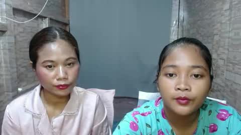 Snapshot of ur_prettymitch chatting on November 3, 2025, 1:23 pm ur_prettymitch online show from November 3, 2025, 1:23 pm