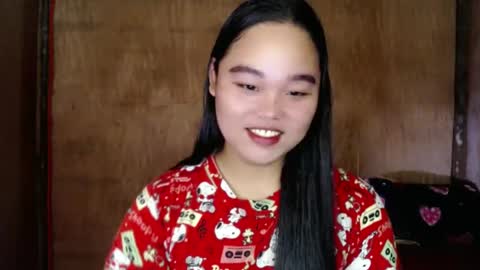 Snapshot of urasian_hotchix69 chatting on December 4, 2024, 1:36 am Lycah online show from December 4, 2024, 1:36 am