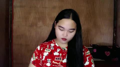 Snapshot of urasian_hotchix69 chatting on December 4, 2024, 4:43 am Lycah online show from December 4, 2024, 4:43 am