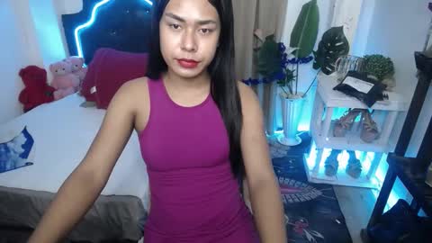 Snapshot of urasians_cummer chatting on March 12, 2025, 12:36 pm Pau online show from March 12, 2025, 12:36 pm