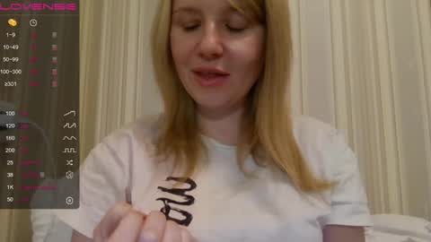 Snapshot of urbadkitty chatting on December 6, 2024, 12:49 pm urbadkitty online show from December 6, 2024, 12:49 pm