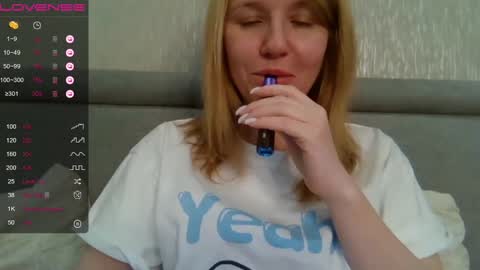 Snapshot of urbadkitty chatting on January 14, 2025, 6:56 am urbadkitty online show from January 14, 2025, 6:56 am