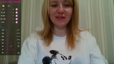 Snapshot of urbadkitty chatting on January 19, 2025, 10:50 am urbadkitty online show from January 19, 2025, 10:50 am