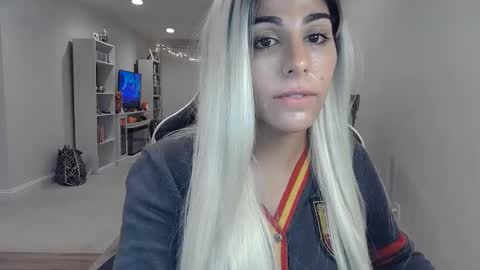 Snapshot of urgoddessmarla chatting on September 25, 2025, 12:25 am Goddess Marla online show from September 25, 2025, 12:25 am