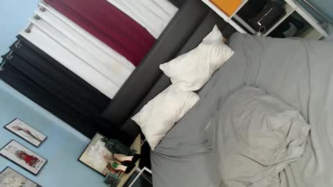 Snapshot of urhot_fcking_zoey chatting on January 16, 2025, 1:47 pm zoey noir online show from January 16, 2025, 1:47 pm