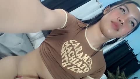 Snapshot of urhot_fcking_zoey chatting on January 19, 2025, 11:53 pm zoey noir online show from January 19, 2025, 11:53 pm