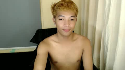 Snapshot of urhotethanxx chatting on October 2, 2025, 11:50 am Ethan online show from October 2, 2025, 11:50 am