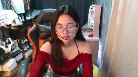 Snapshot of urlovelychinita chatting on October 2, 2025, 1:56 am urlovelychinita online show from October 2, 2025, 1:56 am