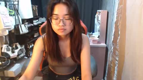 Snapshot of urlovelychinita chatting on October 13, 2025, 8:42 pm urlovelychinita online show from October 13, 2025, 8:42 pm