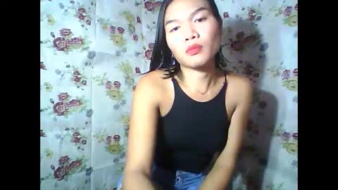 Snapshot of urluckyfuck123 chatting on January 23, 2025, 8:46 am Jasmin online show from January 23, 2025, 8:46 am