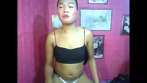Snapshot of urluckyfuck123 chatting on September 12, 2025, 11:04 pm Jasmin online show from September 12, 2025, 11:04 pm
