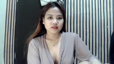 Snapshot of urpinaycutie chatting on January 2, 2025, 3:40 pm urpinaycutie online show from January 2, 2025, 3:40 pm