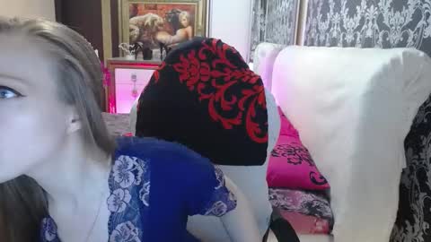 Snapshot of ursecrettreasure88 chatting on December 21, 2024, 8:07 am UrSecretTreasure88 online show from December 21, 2024, 8:07 am