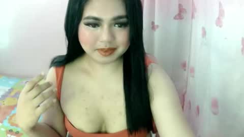 Snapshot of urslut_max chatting on October 25, 2025, 7:49 am maxie online show from October 25, 2025, 7:49 am