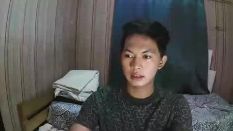 Snapshot of ursweet_jem chatting on October 8, 2025, 12:14 pm JEm online show from October 8, 2025, 12:14 pm