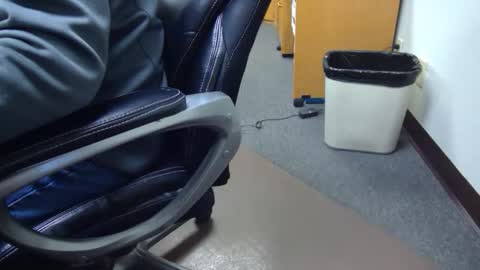 Snapshot of useemie chatting on January 30, 2025, 11:45 pm useemie online show from January 30, 2025, 11:45 pm