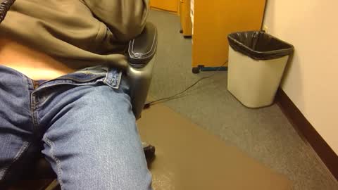 Snapshot of useemie chatting on February 7, 2025, 11:13 pm useemie online show from February 7, 2025, 11:13 pm