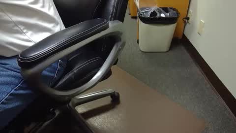 Snapshot of useemie chatting on October 20, 2025, 11:16 pm useemie online show from October 20, 2025, 11:16 pm