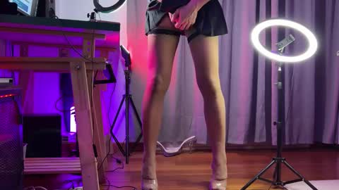 Snapshot of utopia2024 chatting on October 8, 2025, 8:50 pm sdickyinout online show from October 8, 2025, 8:50 pm