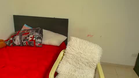 Snapshot of vaalerii_cutee chatting on November 12, 2025, 2:34 am valeri and markk online show from November 12, 2025, 2:34 am